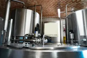 Birreria artigianale completa e con produzione materia prima